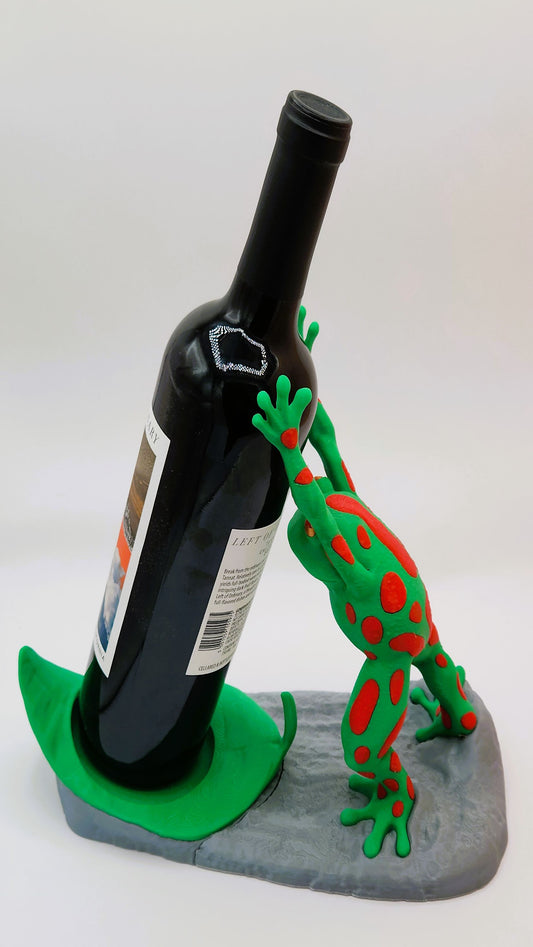 Ribbit Reserve: Frog Wine Bottle Display - Starzy Creations