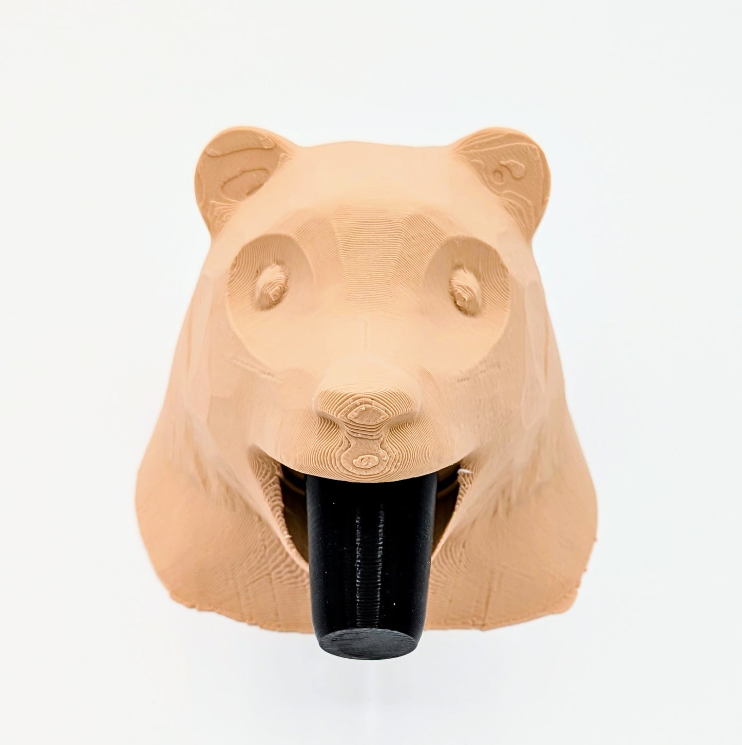 Bear wine stopper with a charming bear head design, perfect for sealing and preserving opened wine bottles.